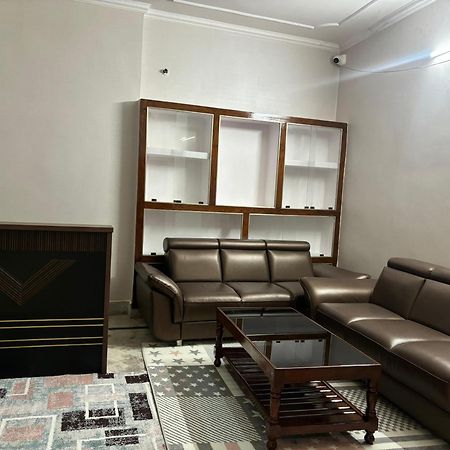 Amara Homestays Allāhābād Junction Eksteriør billede